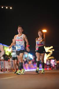 BIB: 
                            <button type="button" onclick="openModal(24592892)" class="btn btn-primary btn-sm float-right btn-popup" data-toggle="modal" data-target=".modal-high-quality">
                        <i class="fas fa-shopping-cart"></i> Add to Cart
                    </button>
                                            <button type="button" onclick="isThisMe(24592892, true)" class="btn btn-success btn-sm float-right btn-popup btn-isme hidden" data-toggle="tooltip" data-placement="bottom" title="นี่คือรูปของคุณใช่ไหม คลิกที่นี่เพื่อเอาเข้าอัลบั้ม">
                        <i class="fas fa-plus"></i> Add to album
                    </button>
                    <button type="button" onclick="isThisMe(24592892, false)" class="btn btn-warning btn-sm float-right btn-popup btn-isnotme hidden">
                        <i class="fas fa-ban"></i> Remove from album
                    </button>